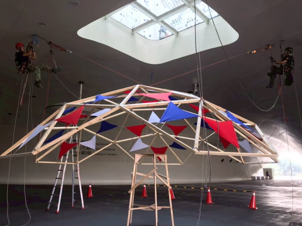 高空藝術品工程